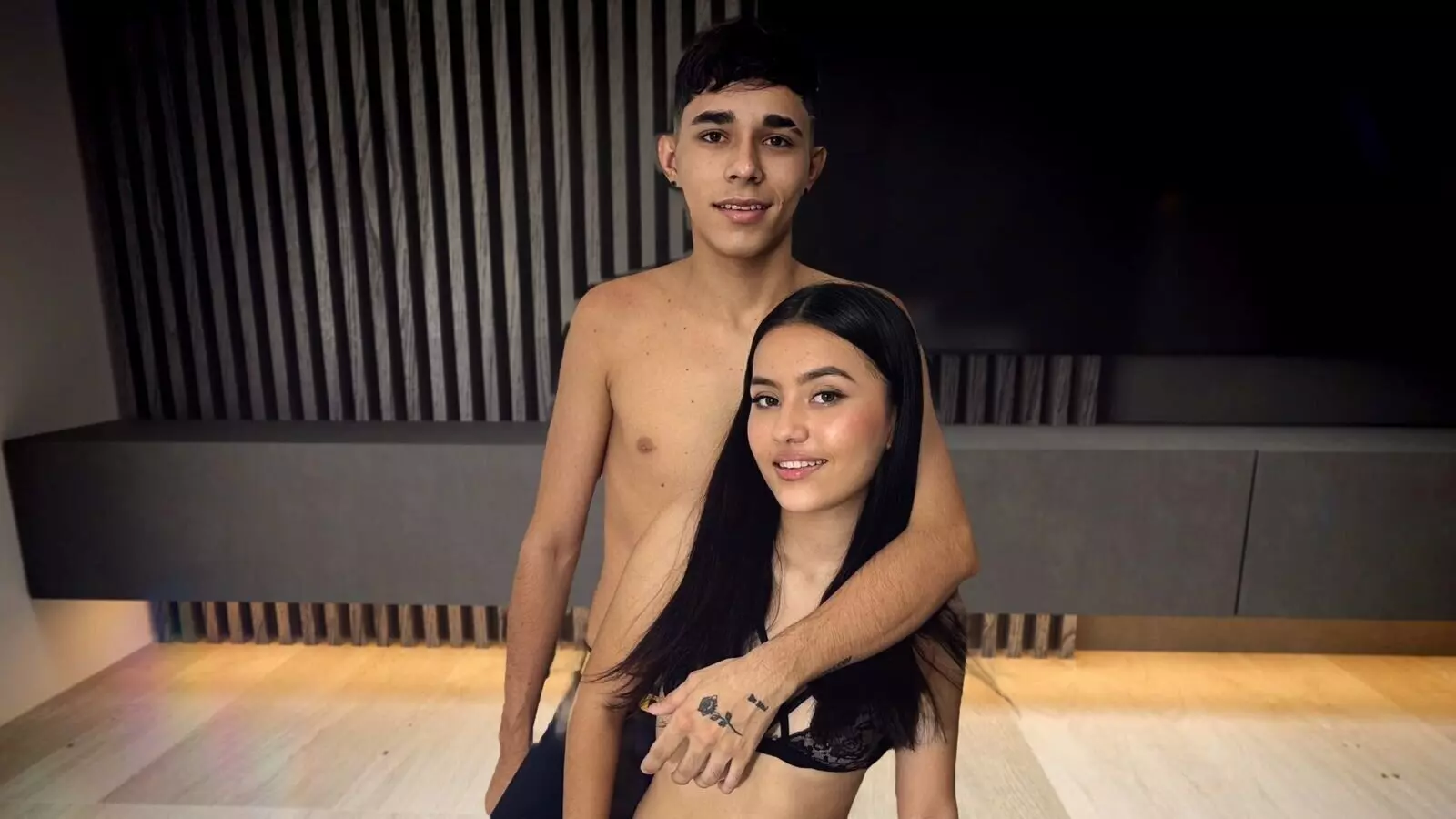 Record Nude KarolinaAndMax